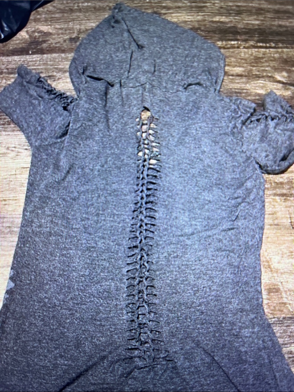 Alt Hoodie Ripped - Picture 3 of 3